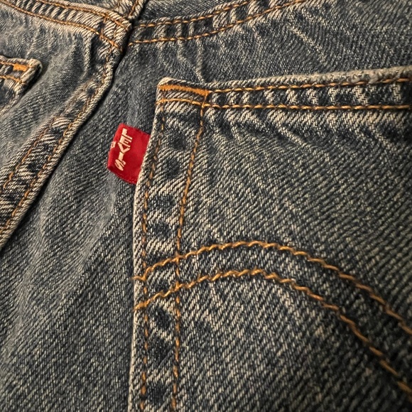Levi’s 501 Straight Leg Jeans - Picture 5 of 8